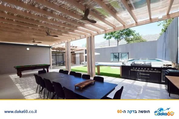 וילה קסומה עם בריכה מחוממת ומשחקי שולחן ביישוב שלומי בצפון