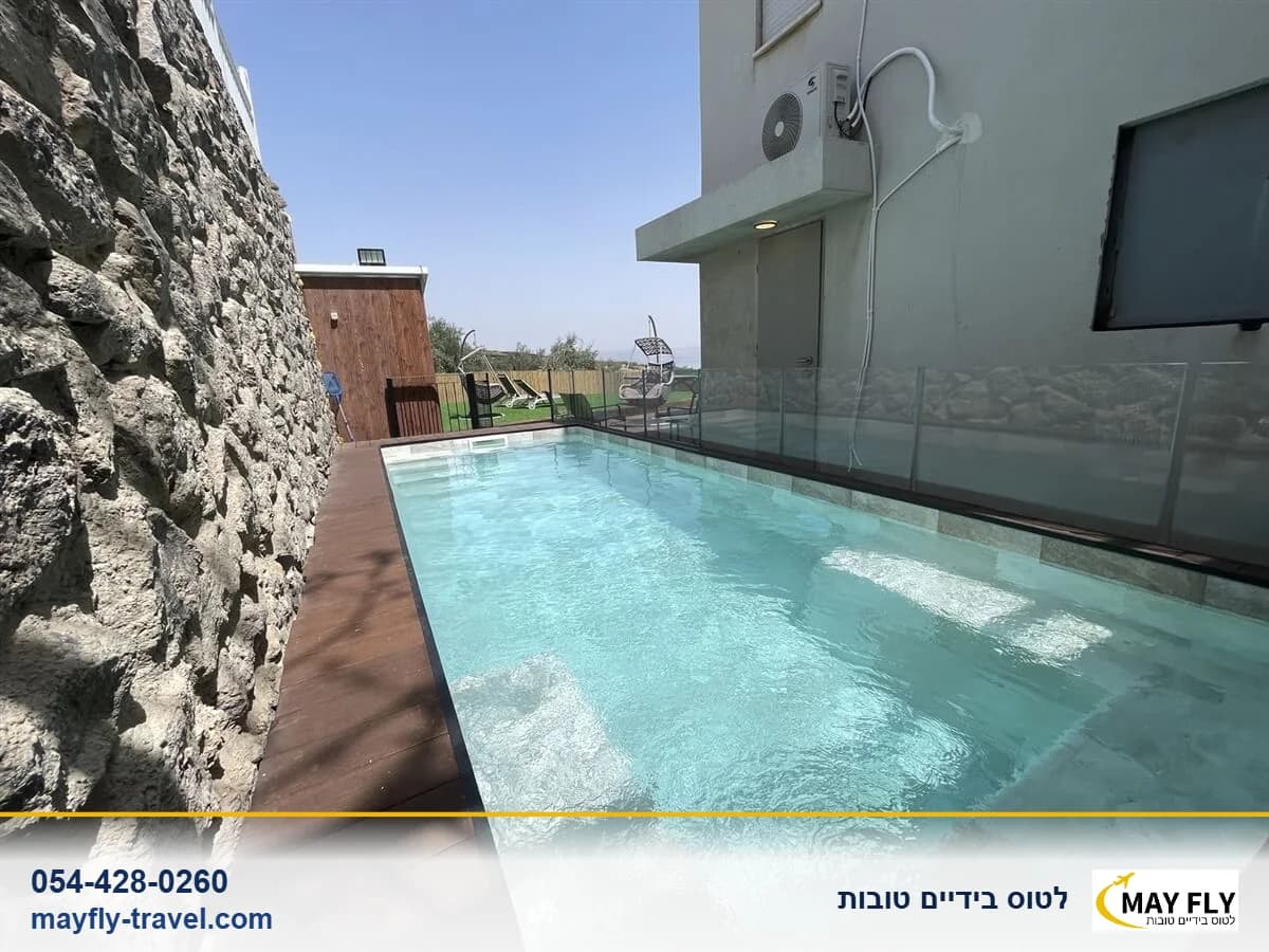 וילה ג'נסיס בוטיק במגדל ל-14 איש עם בריכה פרטית מחוממת ומקורה
