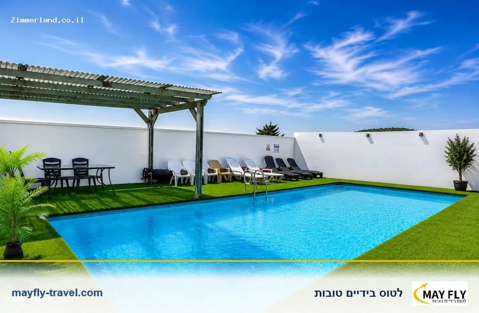 בקתות ליברה במושב חזון בגליל - 3 צימרים עם בריכה וג'קוזי ספא